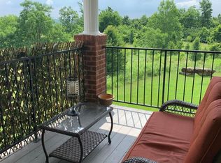 10201 Deer Vista Dr UNIT 204, Louisville, KY 40291
