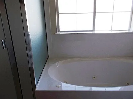 6205 Charlotte Ln — Photo 14