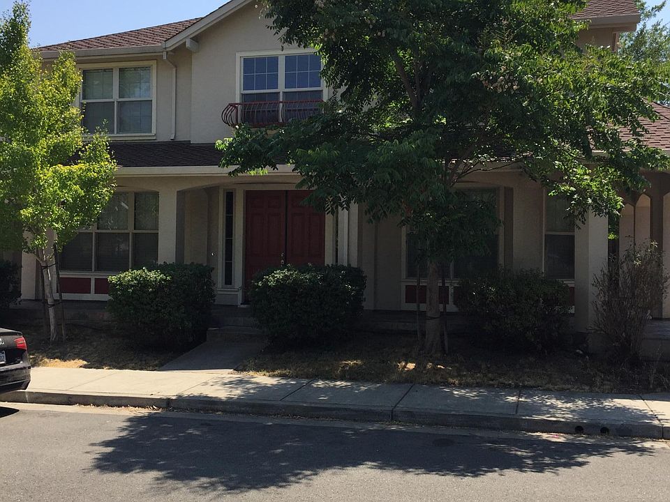 1st image of 101 Caledonian Ct