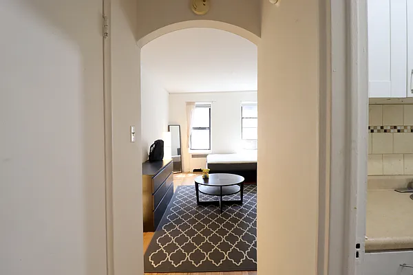 Rented by Corcoran | media 17