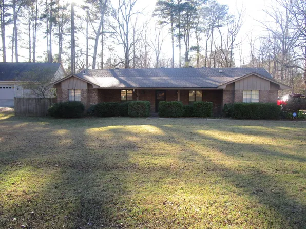 4 Chinquepin Dr, Magnolia, AR 71753