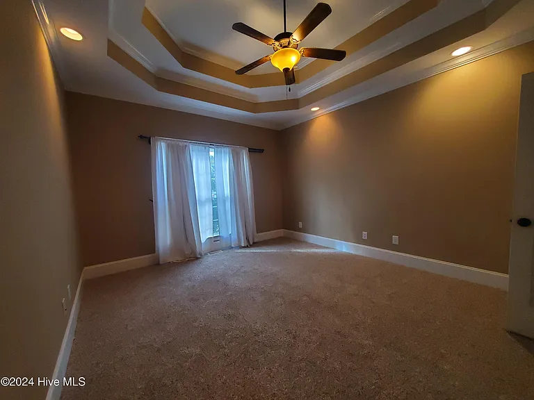 3008 Taberna Dr — Photo 12