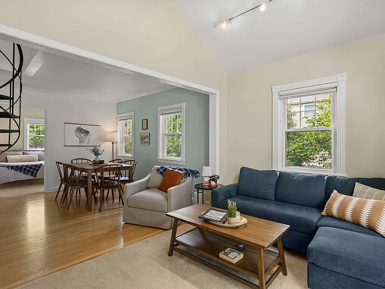 Harbor Ct — Photo 11