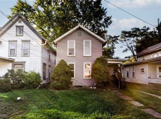 527 State St, Conneaut, OH 44030