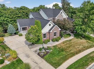 229 Toussaint Landing Dr, Dardenne Prairie, MO 63368