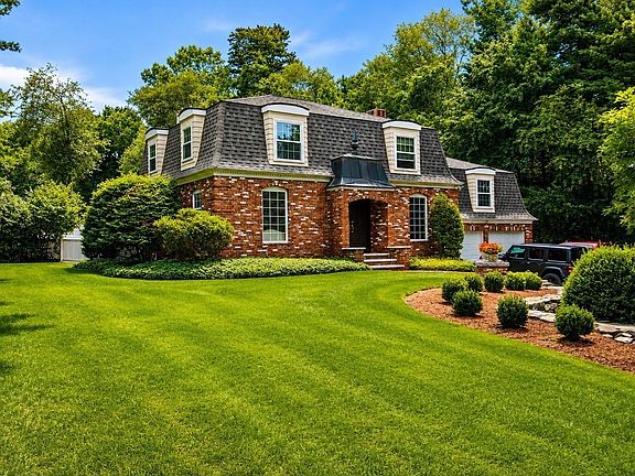 4th image of 52 Brentwood Rd