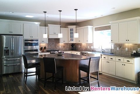3rd image of 2465 White Pine Way