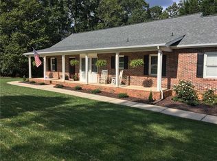 21 Arbor Springs Dr, Taylorsville, NC 28681