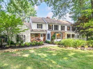 5 Mendham Rd, Far Hills, NJ 07931