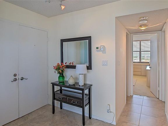 4th image of 936 Intracoastal Drive #14A