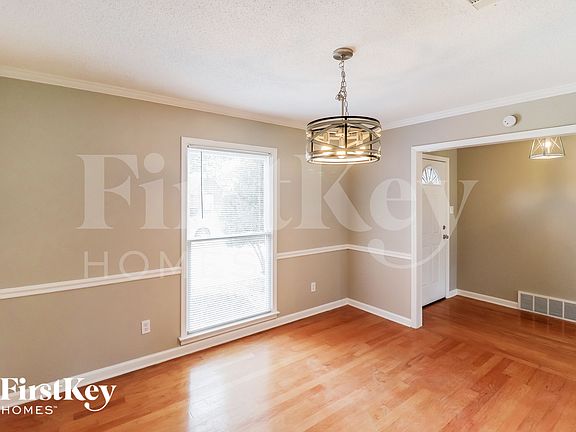 5th image of 8656 Sunnyvale St S