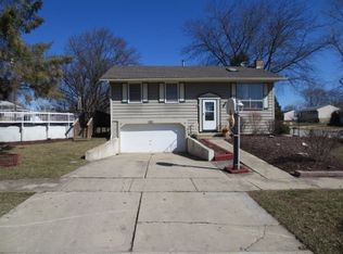 9320 Magnolia Ave, Mokena, IL 60448