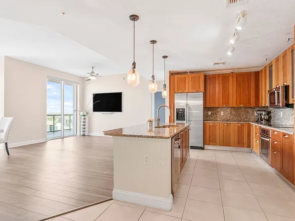1431 Riverplace Blvd #3002, Jacksonville, FL 32207