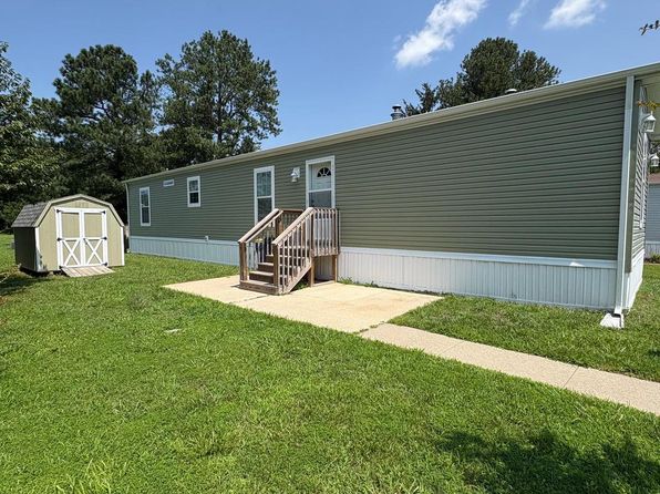4 Greenwood Cir