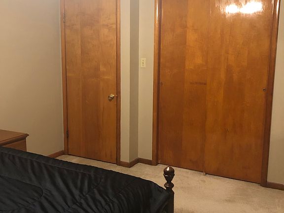 2nd image of 309 Olive St