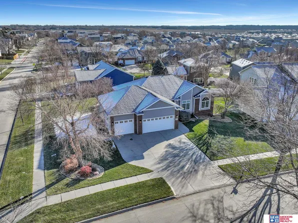 7900 S 33rd St, Lincoln, NE 68516