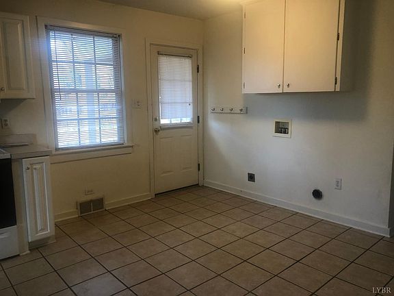 5th image of 2714 Dulaney St
