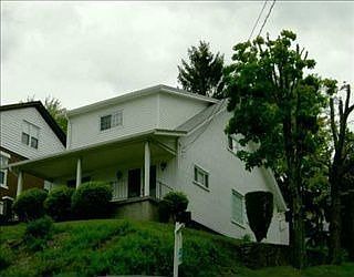 5th image of 301 Silvis St