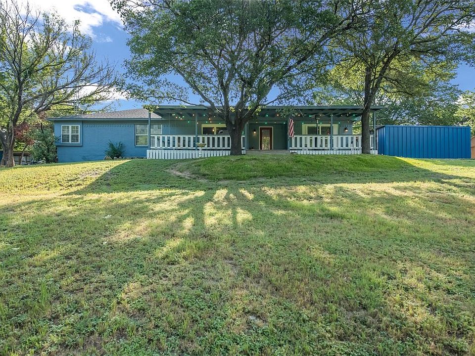 1st image of 173 Bosque Bend Ln