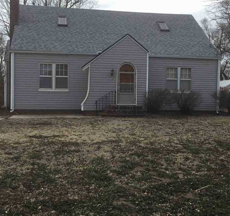 1st image of 103 N Osage St