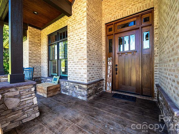 3rd image of 517 Linwood Rd