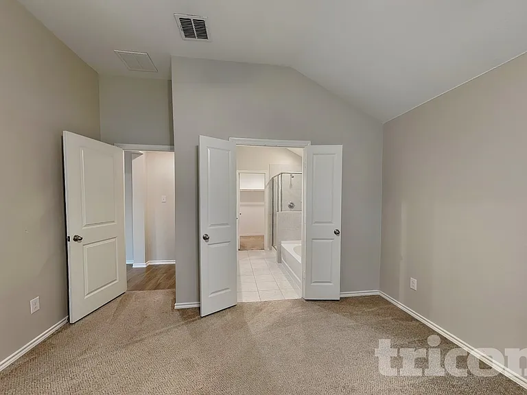9125 Nevis Dr — Photo 6