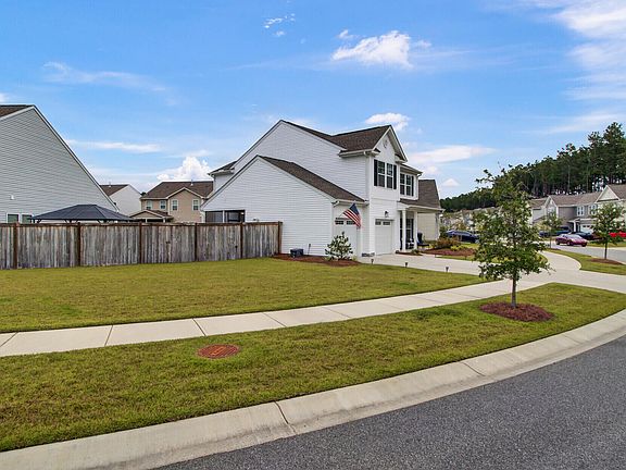 5th image of 426 Fox Sparrow Ct