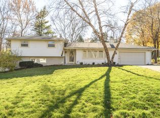 16425 Alverno Dr, Brookfield, WI 53005