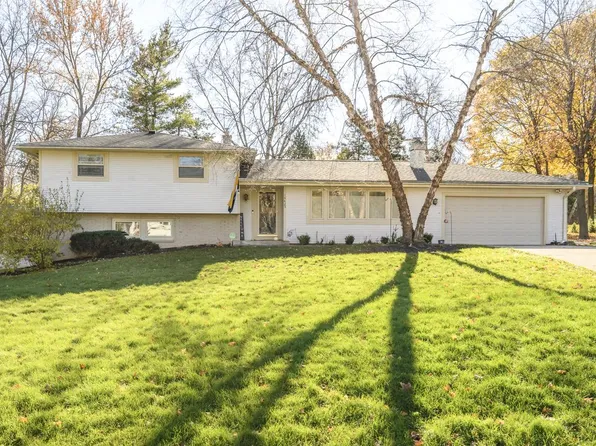 16425 Alverno DRIVE, Brookfield, WI 53005