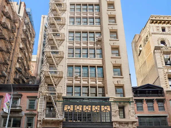 7 East 20th Street image 11 of 13