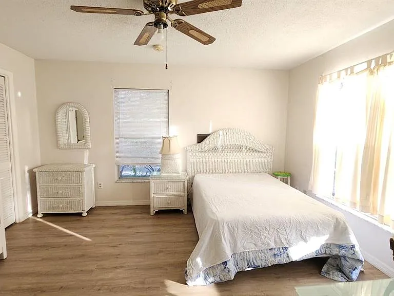 2405 Neptune Rd — Photo 13