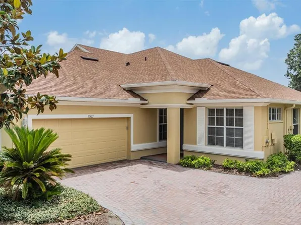 27427 Mistflower Dr, Zephyrhills, FL 33544