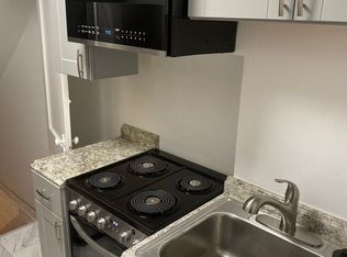 236 Evans La, Alexandria, VA 22305