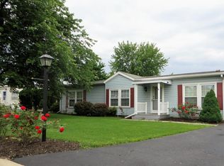 4 Ray Dr, Denver, PA 17517