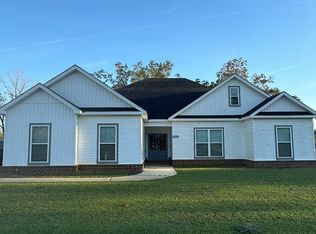 102 SW Conneway Ct, Enterprise, AL 36330