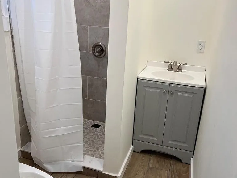 227 Palmer St #2 — Photo 8
