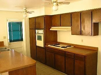 3rd image of 3727 W Poinsettia Dr