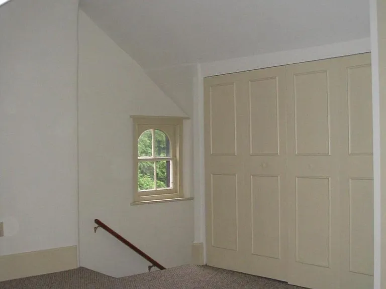 174 N Broad St — Photo 6