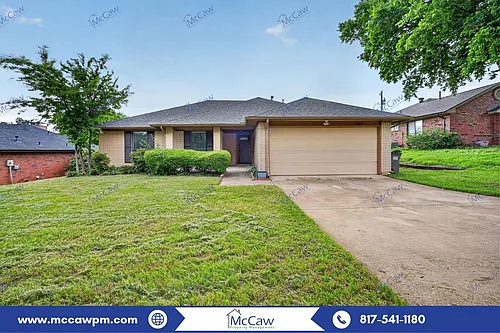 2607 Parkview Dr Photo 1