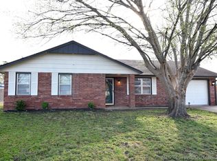 3711 S 214th Ave, Broken Arrow, OK 74014