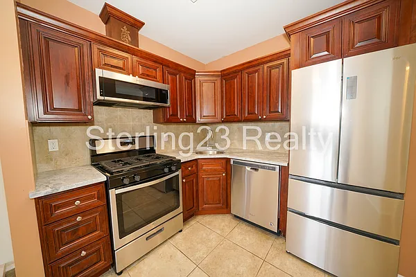 Rented by Sterling Realty Solution Inc | media 1
