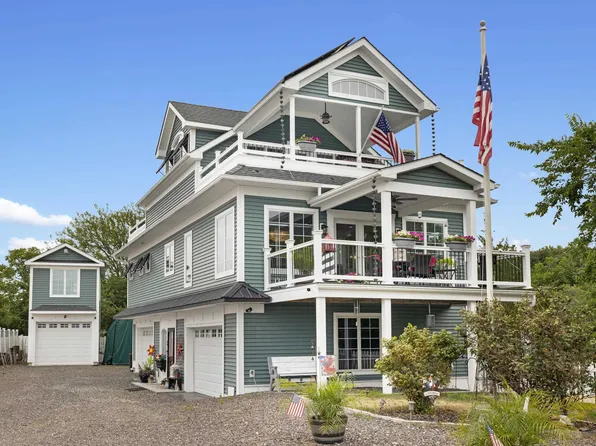 7 Pierces Point Rd, Ave, NJ 08210