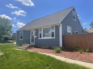 2220 Haven Ct SW, Cedar Rapids, IA 52404