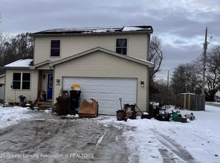 6046 Pheasant Ave, Lansing, MI 48911