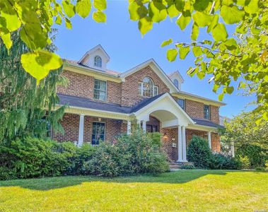 9 Shadetree Lane, Roslyn Heights, NY, 11577