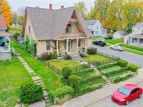 3rd image of 306 W Main St