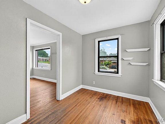 5th image of 7433 Morgan Ford Rd