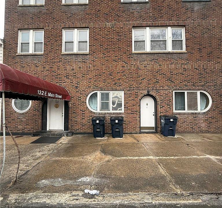 1st image of 132 E Main St