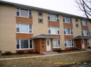 8751 W 79th St APT 4, Justice, IL