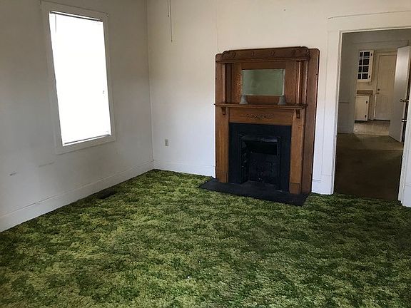 2nd image of 1312 W 1st St